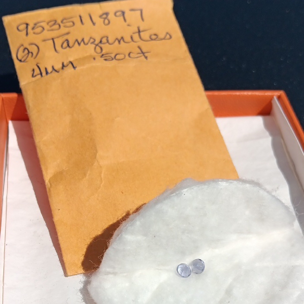 Tanzanite Gemstones